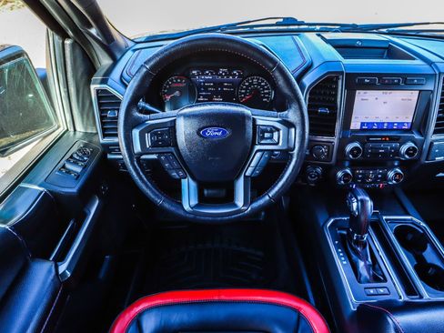 Used 2020 Ford F150 Lariat w/ Equipment Group 502A Luxury image 32