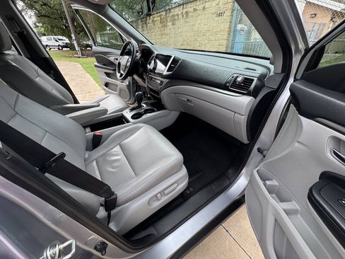 Used 2017 Honda Pilot EX-L image 33