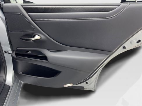 Used 2023 Lexus ES 350 w/ Premium Package image 41
