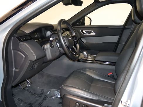 Used 2025 Land Rover Range Rover Velar Dynamic SE AWD/4WD image 33