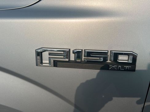 Used 2017 Ford F150 XLT RWD image 9