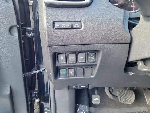 Used 2016 Nissan Rogue SL w/ SL Premium Package FWD image 22
