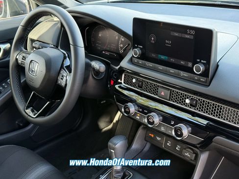 Certified 2025 Honda Civic Sport image 11