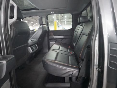 Used 2025 Ford F250 Lariat w/ Black Appearance Package AWD/4WD image 15