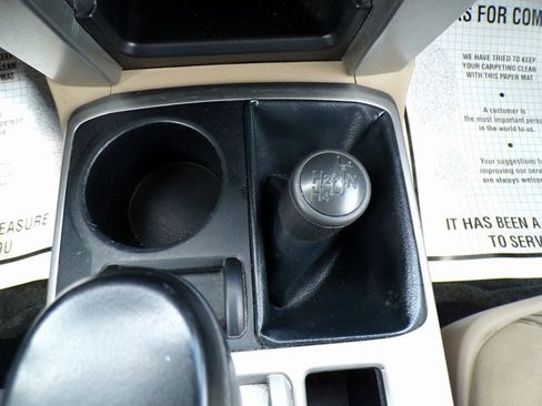 Used 2011 Toyota 4Runner SR5 image 28