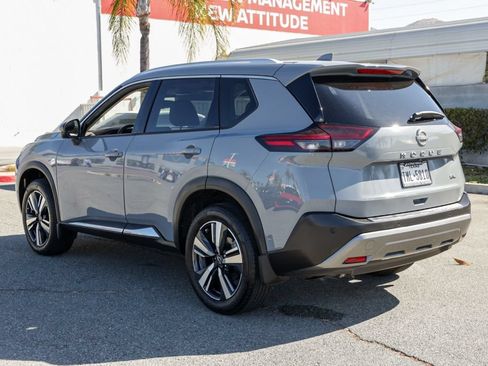 Used 2023 Nissan Rogue SL w/ SL Premium Package FWD image 7
