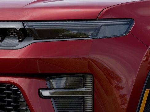 New 2026 Jeep Grand Wagoneer Limited AWD/4WD image 10