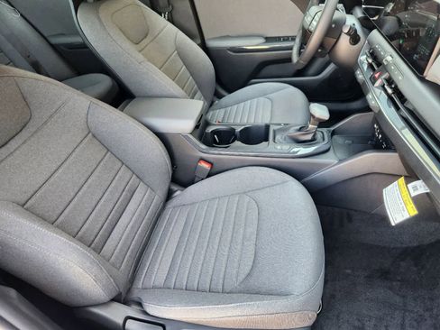 New 2025 Kia K4 EX image 11