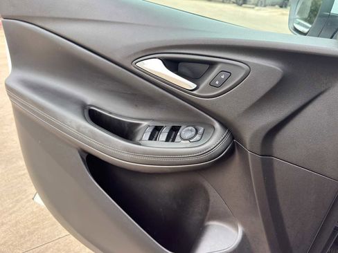Used 2023 Buick Encore GX Preferred w/ Cold Weather Comfort Package FWD image 20