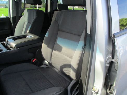 Certified 2019 Chevrolet Silverado 1500 LT AWD/4WD image 19