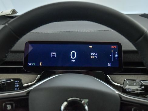 New 2025 Volvo EX90 Plus image 29