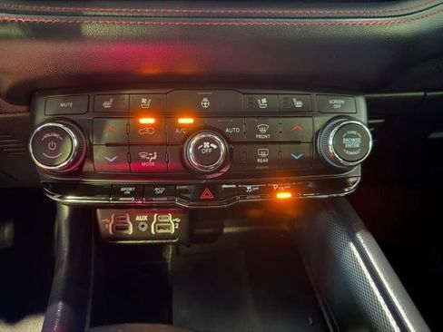 Used 2023 Dodge Durango R/T AWD/4WD image 25