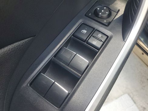 Certified 2025 Toyota RAV4 XLE AWD/4WD image 19