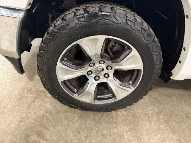 Used 2022 RAM 1500 Laramie w/ Off Road Group AWD/4WD image 37