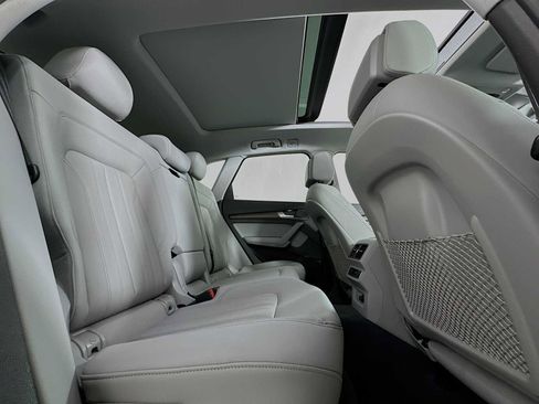 Certified 2023 Audi Q5 2.0T Premium w/ Convenience Package AWD/4WD image 25