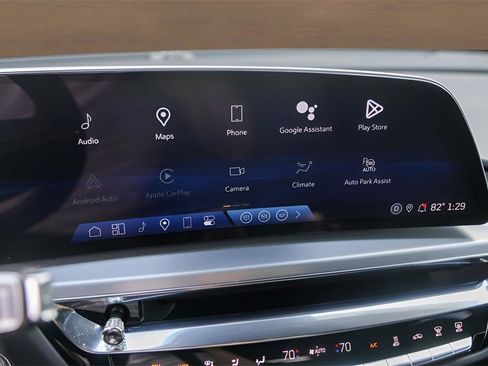 Certified 2024 Cadillac Lyriq Luxury image 15