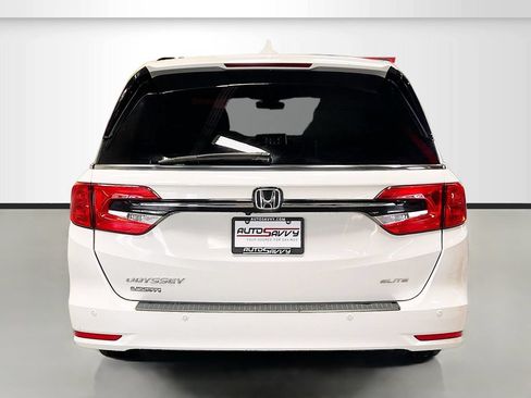 Used 2022 Honda Odyssey Elite image 6