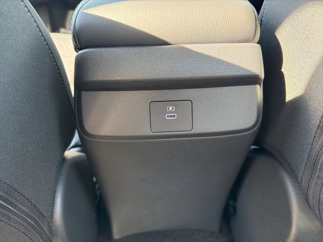 Used 2026 Nissan Sentra SV w/ SV Convenience Package FWD image 19