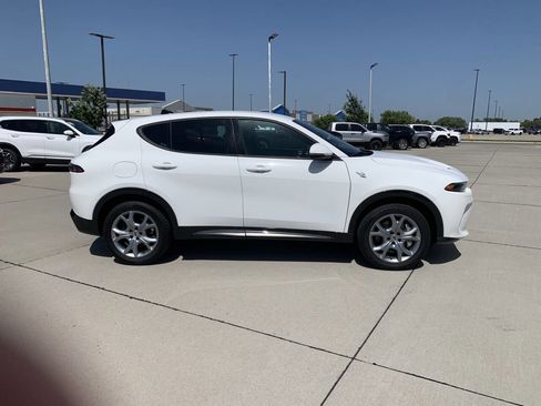 Used 2024 Dodge Hornet R/T image 3