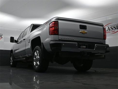 Used 2019 Chevrolet Silverado 2500 LTZ w/ Duramax Plus Package image 29