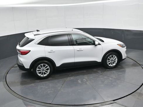 Used 2021 Ford Escape SE image 47