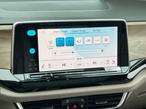 New 2026 Volkswagen Atlas SE image 26