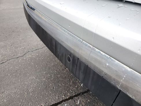 Certified 2020 Chevrolet Equinox Premier w/ Premier Redline Edition image 10