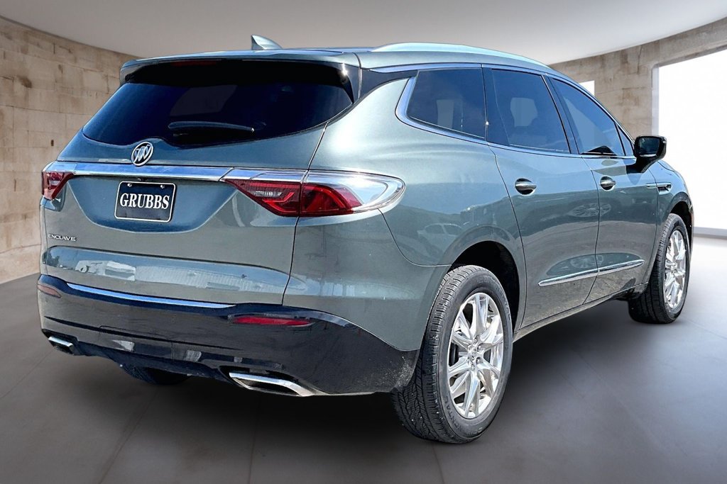 Used 2023 Buick Enclave Essence w/ Experience Buick Package FWD image 2