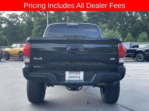 Used 2022 Toyota Tacoma SR AWD/4WD image 4
