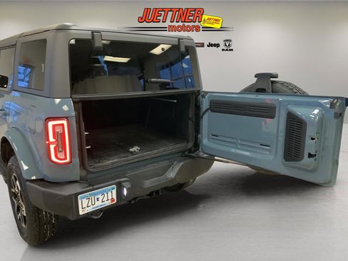 Used 2023 Ford Bronco Outer Banks image 8