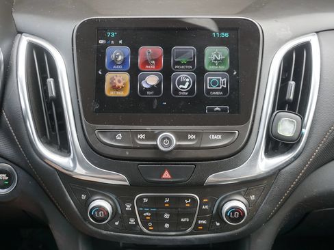 Used 2018 Chevrolet Equinox Premier AWD/4WD image 12
