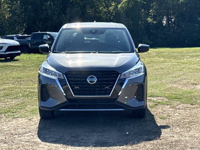 Certified 2021 Nissan Kicks S w/ Interior Electronics Package FWD image 2