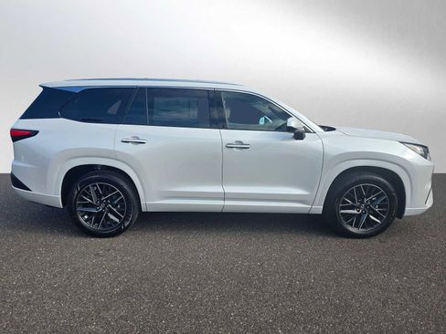 New 2026 Lexus TX 350 AWD image 2