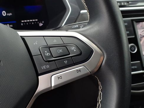 Certified 2024 Volkswagen Tiguan S image 32