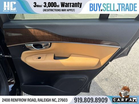 Used 2016 Volvo XC90 T6 Momentum w/ Momentum Plus Package AWD/4WD image 18