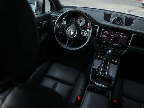 Used 2024 Porsche Macan S image 37