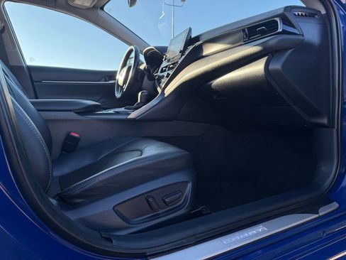 Used 2024 Toyota Camry XSE w/ Navigation Package image 24