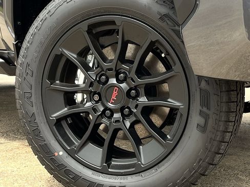 New 2026 Toyota Tundra Limited AWD/4WD image 26