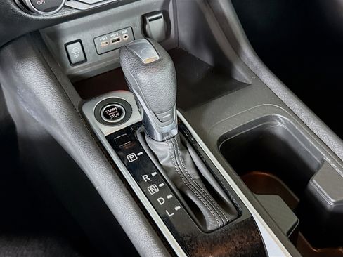 Used 2024 Nissan Sentra SV FWD image 19