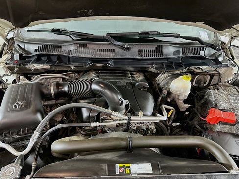 Used 2016 RAM 1500 Laramie w/ Convenience Group image 31