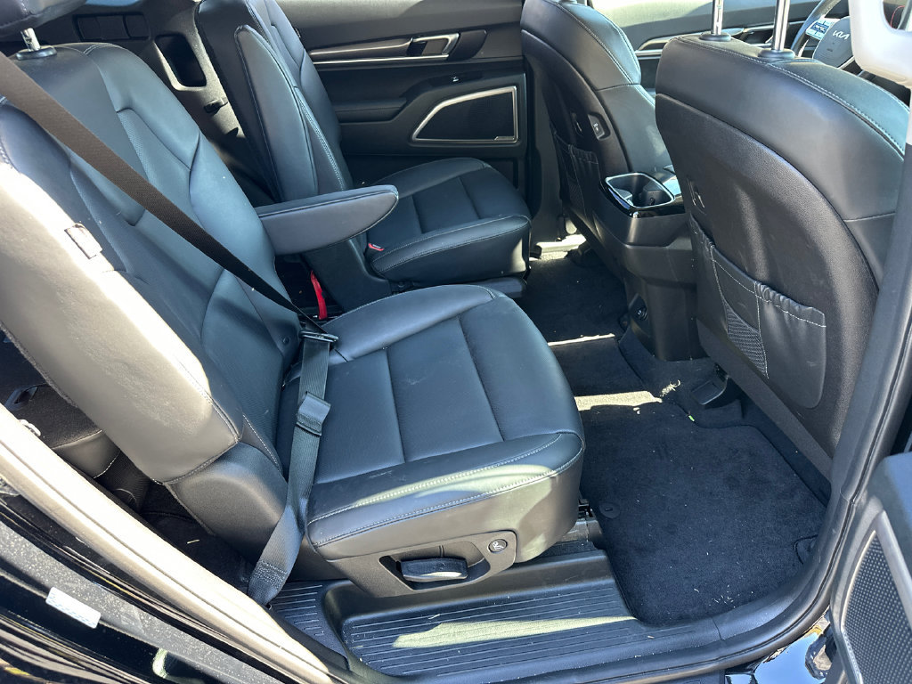 Certified 2025 Kia Telluride S FWD image 15