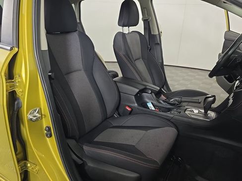 Used 2021 Subaru Crosstrek 2.0i Premium w/ Moonroof Package AWD/4WD image 31