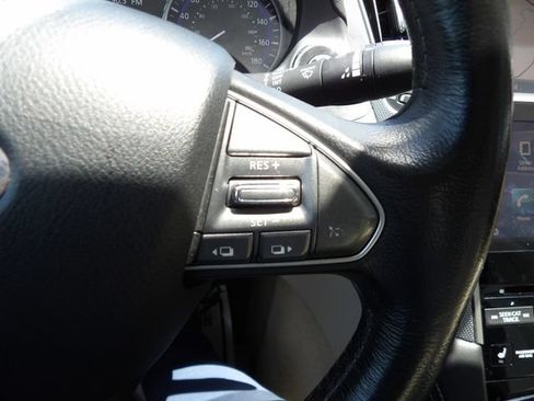 Used 2015 INFINITI Q50 Premium w/ Navigation Package RWD image 21