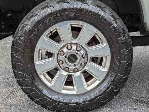 Used 2019 Ford F250 Platinum w/ Platinum Ultimate Package image 31