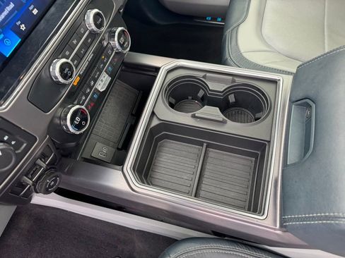 Used 2022 Ford F450 Limited w/ FX4 Off-Road Package image 26