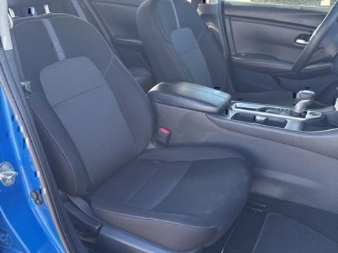 Used 2024 Nissan Sentra SV FWD image 12