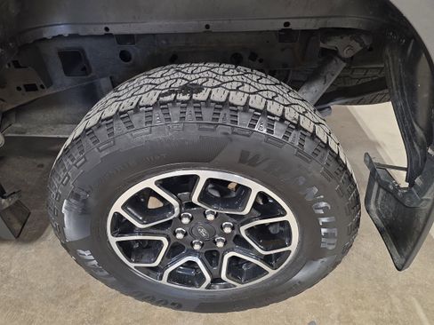 Used 2023 Ford F150 XLT w/ Equipment Group 302A High image 10