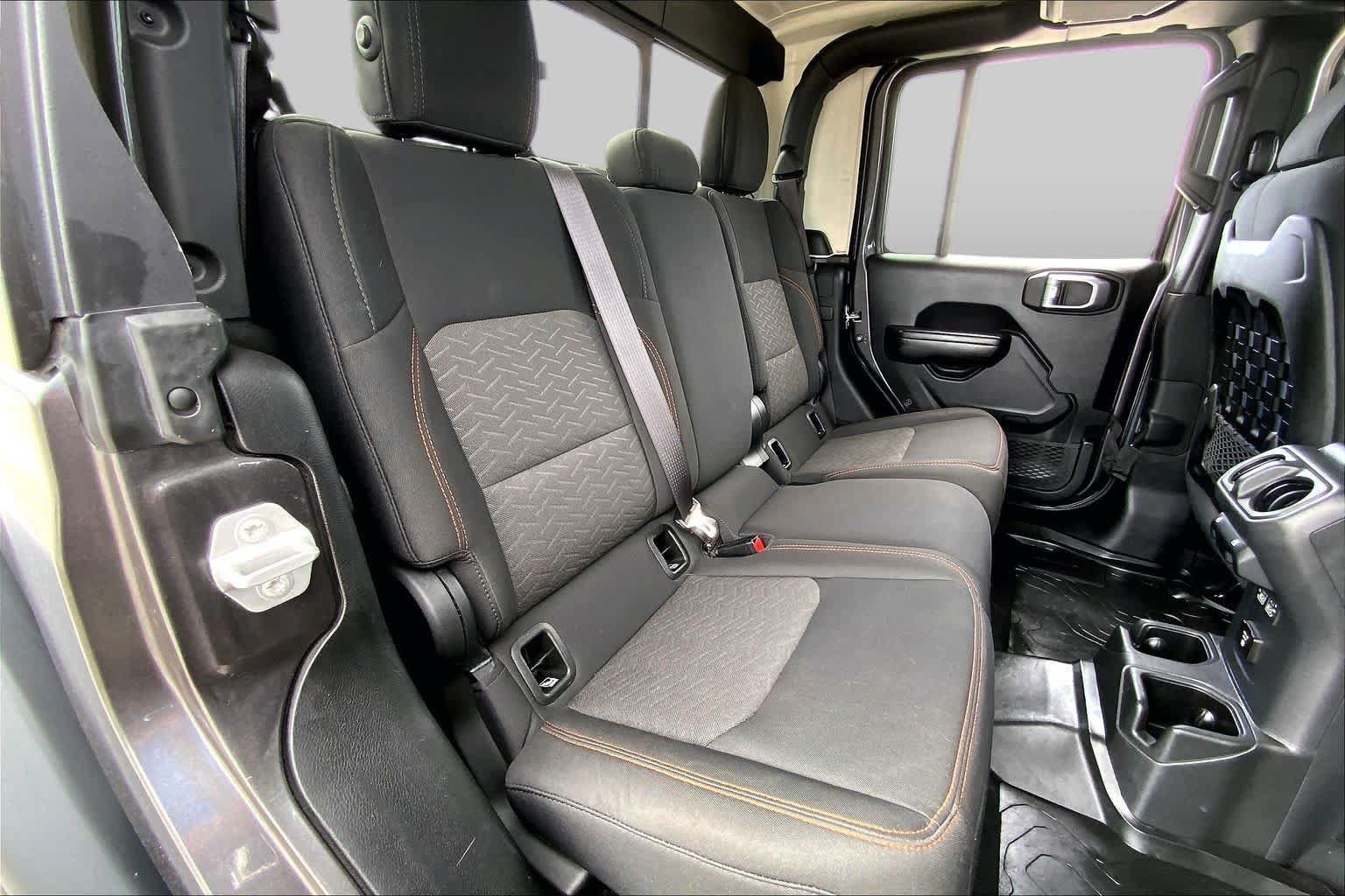 Used 2022 Jeep Gladiator Mojave w/ Dual Top Group AWD/4WD image 19