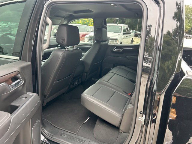 Used 2025 GMC Sierra 1500 SLT AWD/4WD image 6