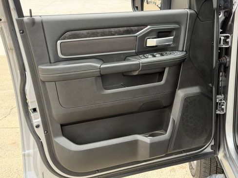 Used 2024 RAM 2500 Big Horn w/ Bed Utility Group image 11